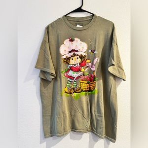 NWOT Strawberry shortcake shirt (XL)